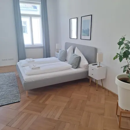 - 3 Bedroom Апартаменты Инсбрук