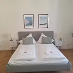 - 3 Bedroom Apartman